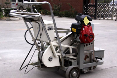 AC-SPTP thermoplastic pedestrian road marking machine